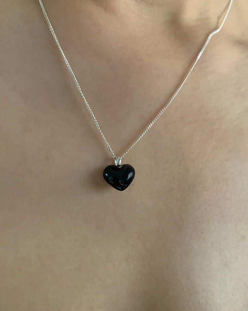 Heart Onyx Necklace